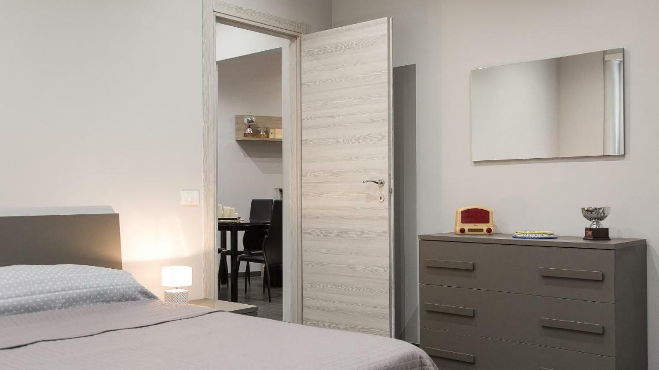 Apartment In Archimede Rom